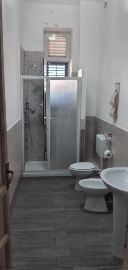 פלרמו Manzoni Rooms מראה חיצוני תמונה